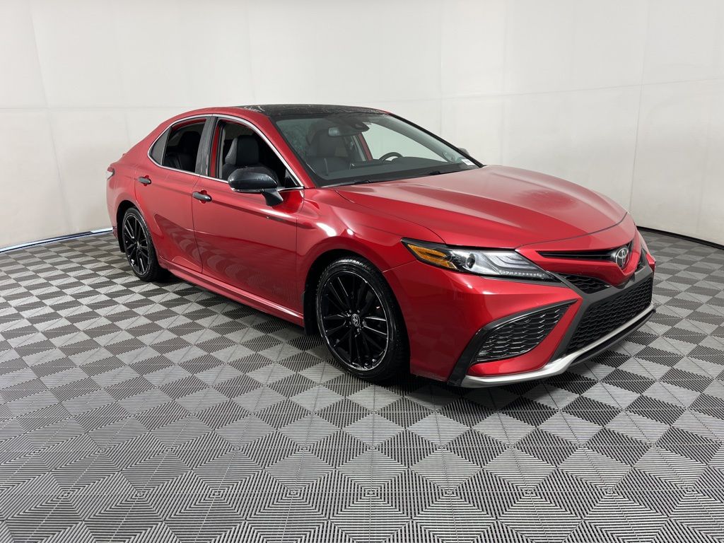 Thumbnail: 2021 Toyota Camry - 15
