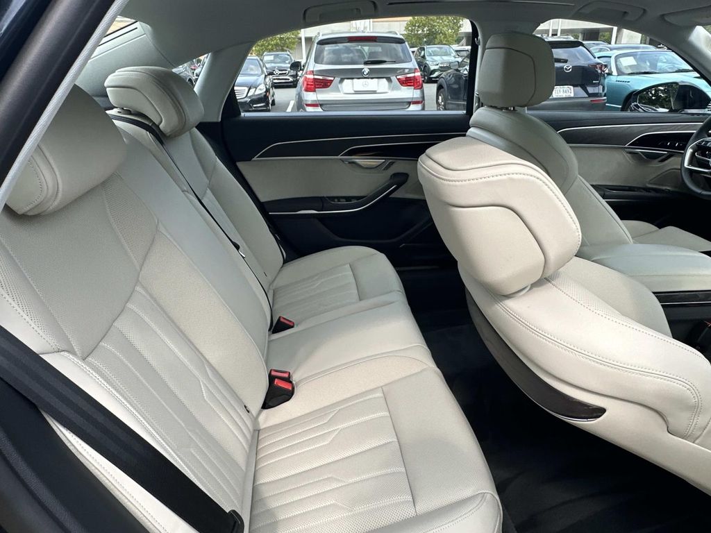 Thumbnail: 2025 Audi A8 - 13