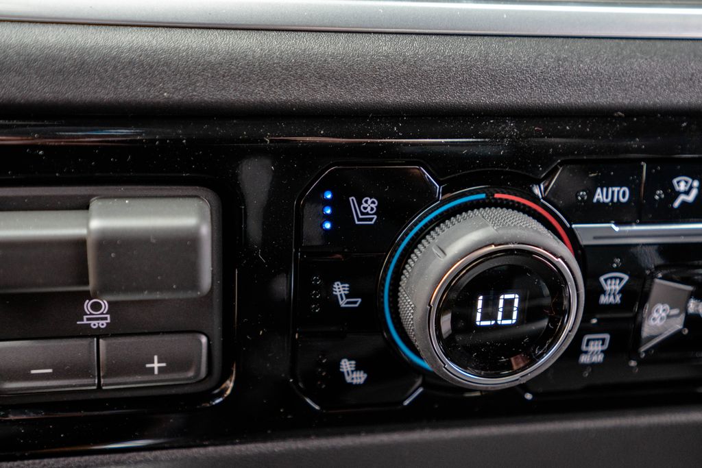 2026 Chevrolet Silverado 2500 HD High Country - Photo 41