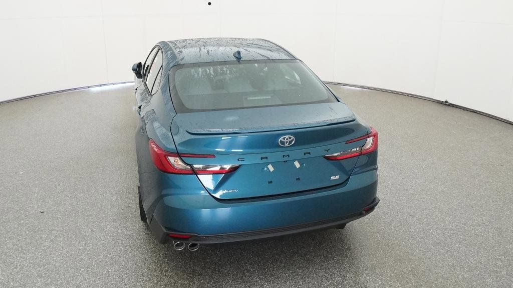 2025 Toyota Camry SE 20