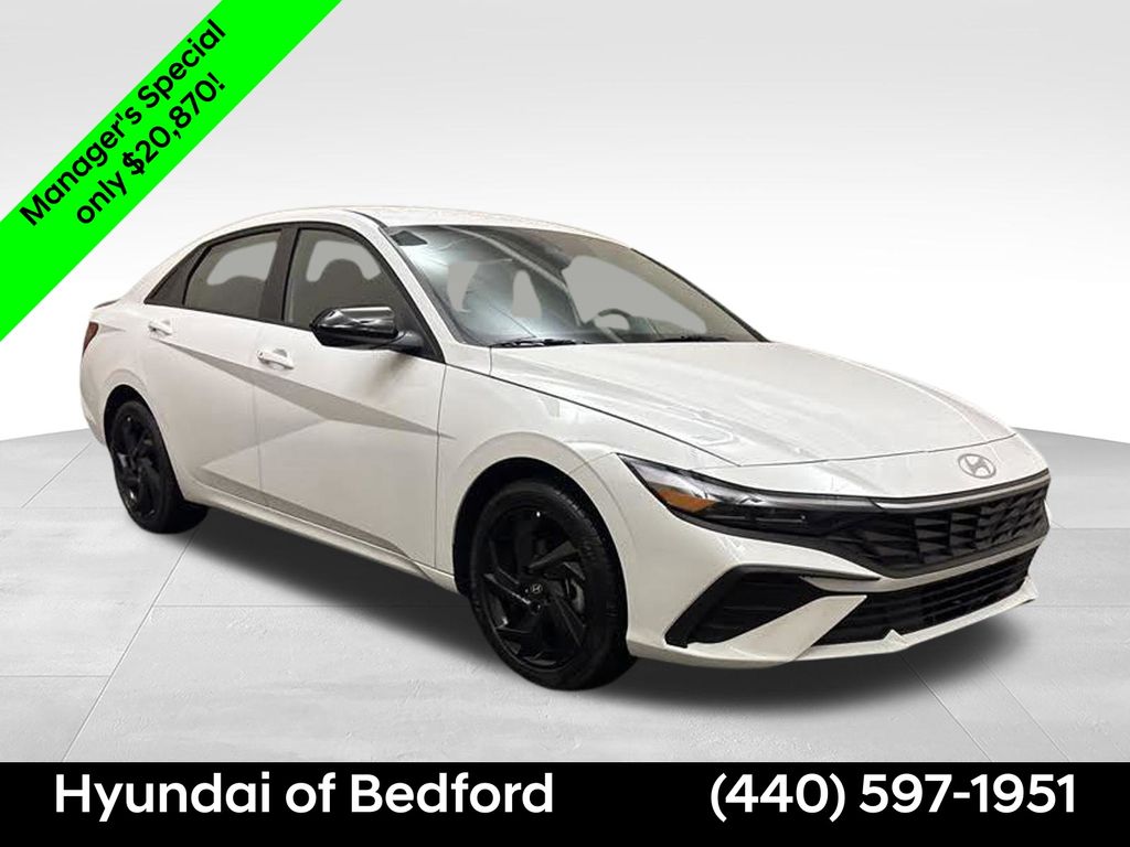 2026 Hyundai Elantra SEL Sport - Image 3