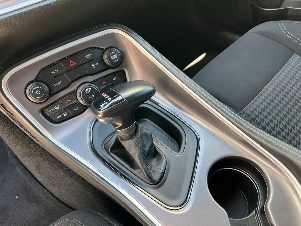 Used Car 2021 Dodge Challenger  Sxt For Sale Under $20,000 In Georgetown, Texas