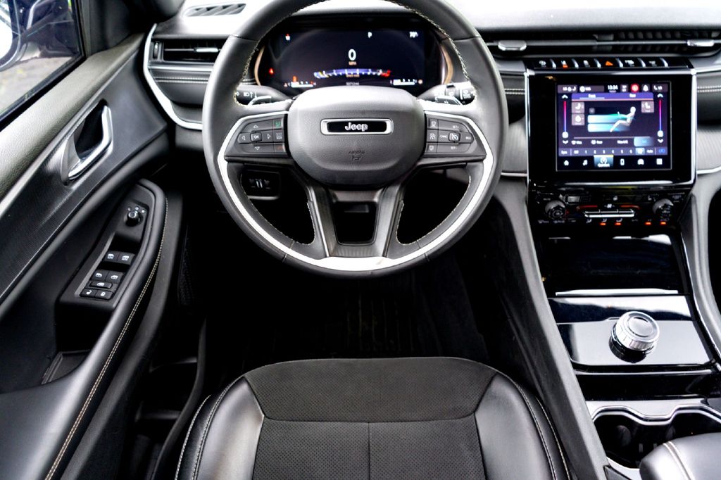 Used Car 2023 Jeep Grand Cherokee L  Altitude For Sale Under $30,000 In Taylor, Texas