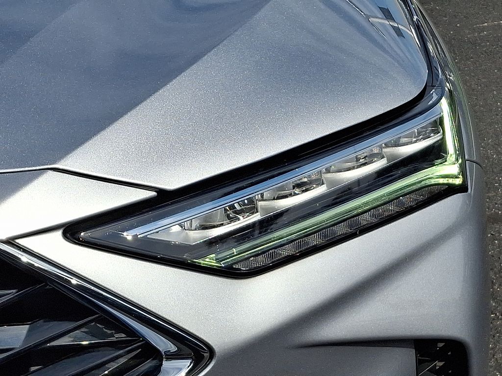 Thumbnail: 2025 Acura MDX - 9