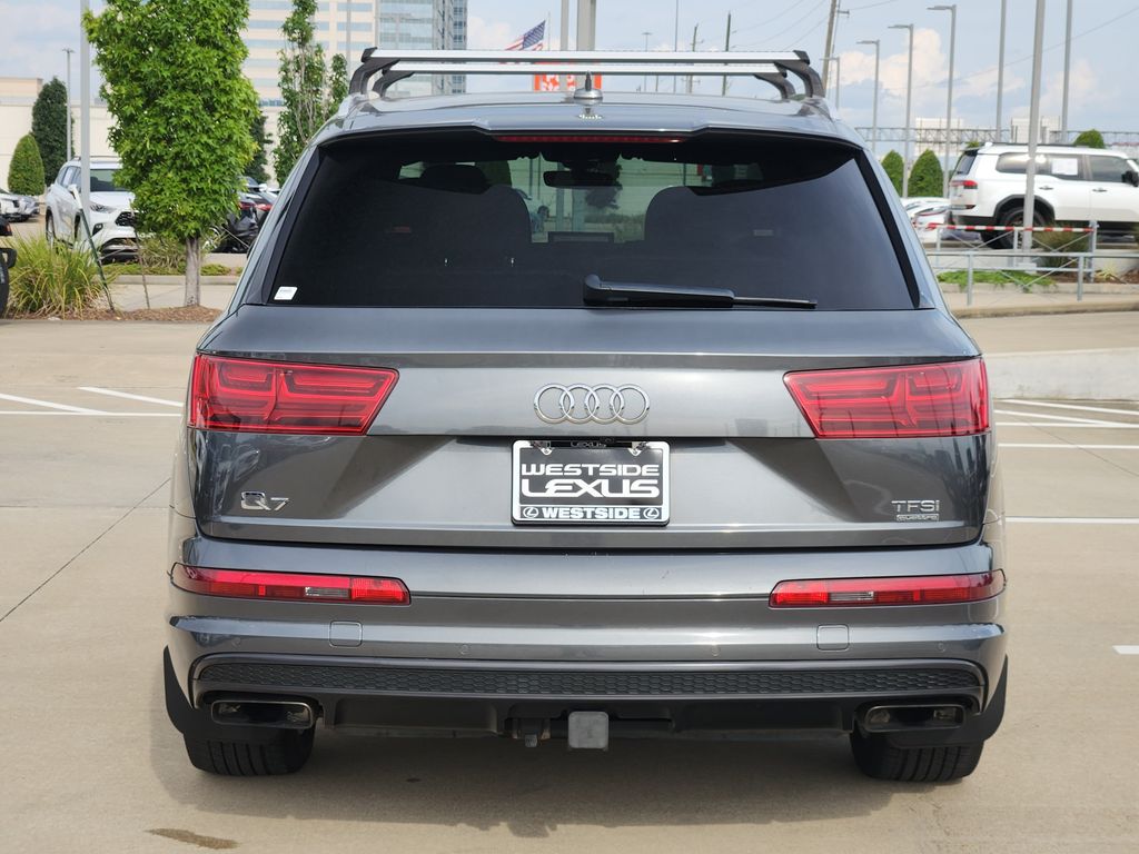 2017 Audi Q7 3.0 TDI Premium Plus Gray at Toyota of Victoria