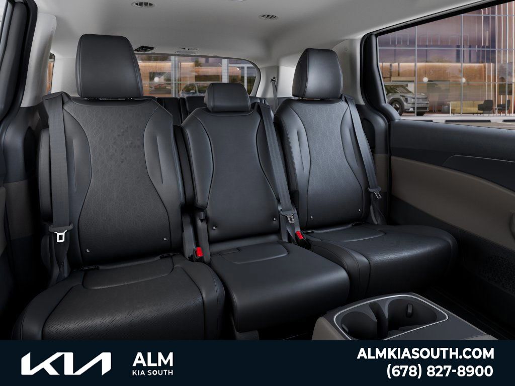 2025 Kia Carnival LXS photo 15