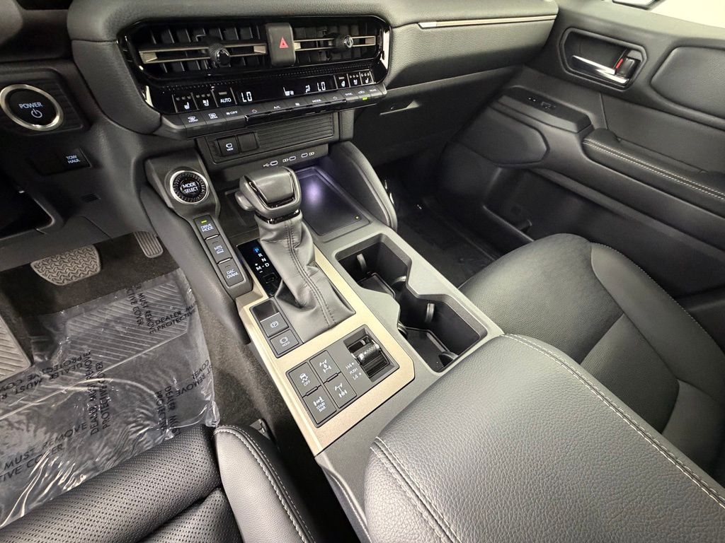 Thumbnail: 2025 Toyota Land Cruiser - 31