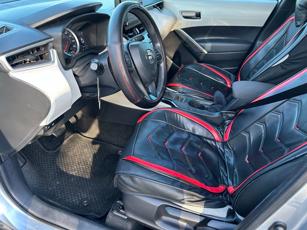 Thumbnail: 2022 Toyota Corolla Cross - 14