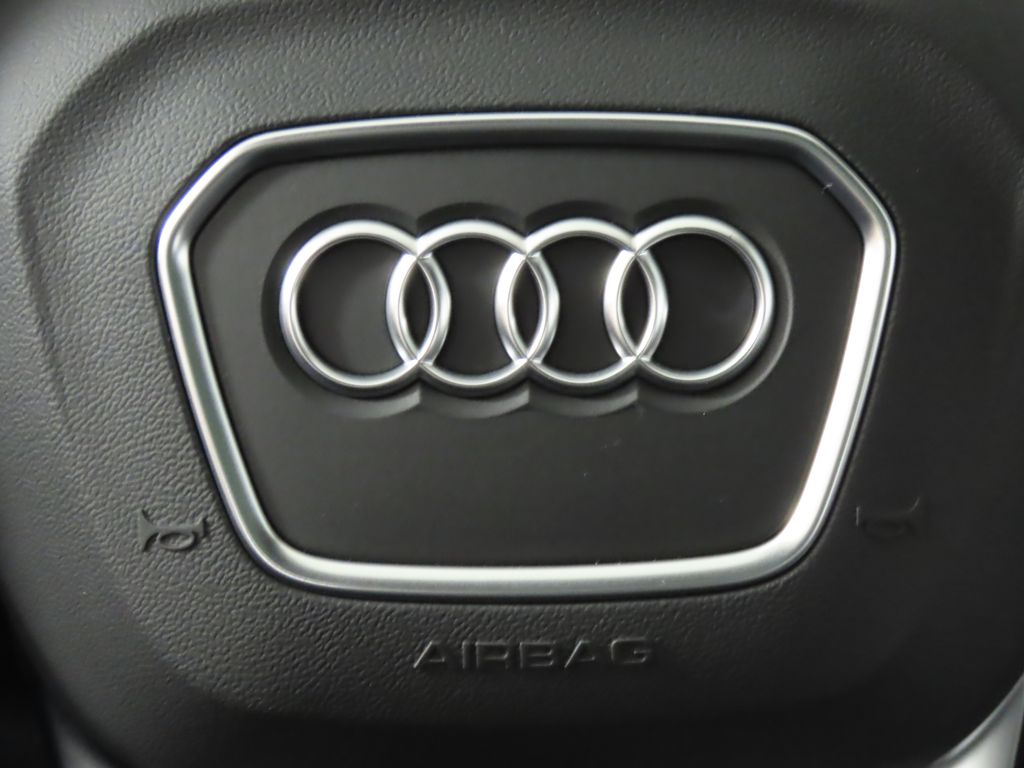 Thumbnail: 2025 Audi Q7 - 16