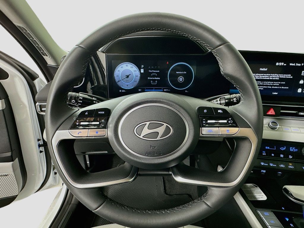 Thumbnail: 2026 Hyundai Elantra - 10