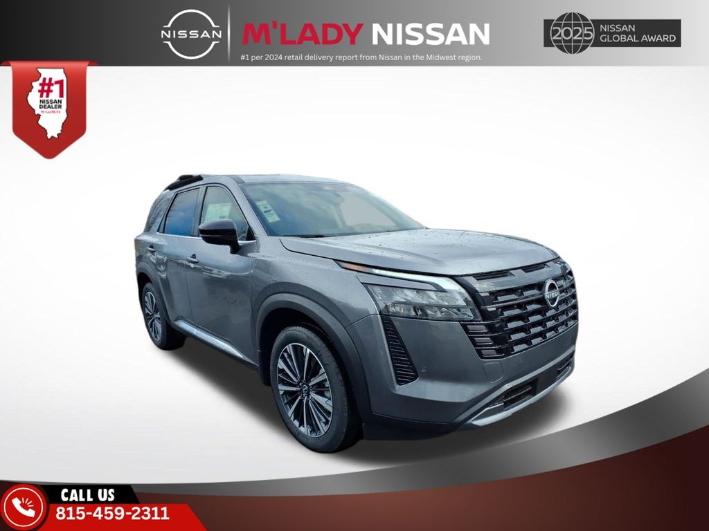 2026 Nissan Pathfinder Platinum 4WD's photo