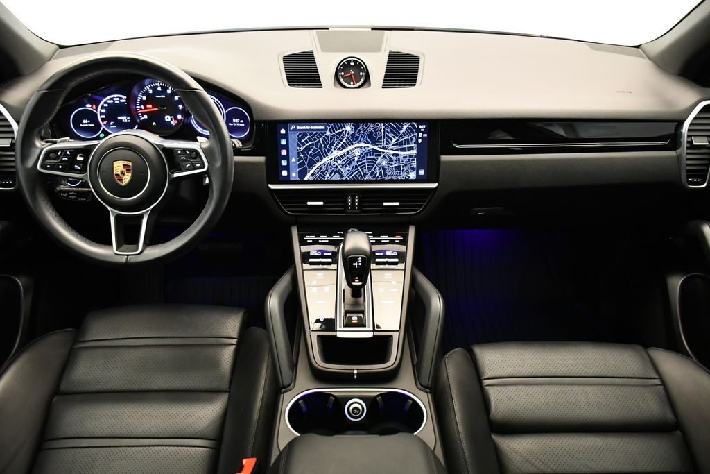 Thumbnail: 2022 Porsche Cayenne - 23