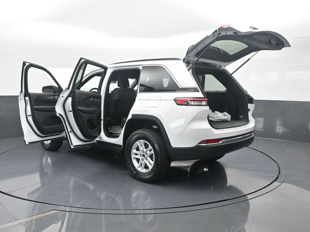 Used 2025 Bright White Clearcoat Jeep Laredo image 72