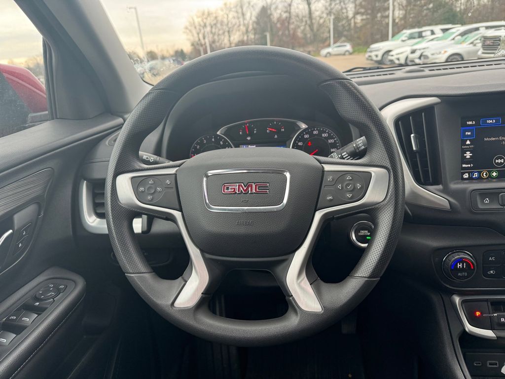 2022 GMC Terrain SLE 11