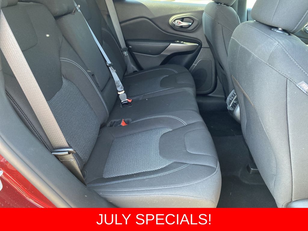 Used 2021 Jeep Cherokee SUV