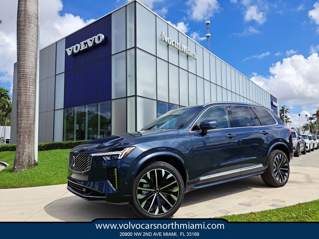 2026 Volvo XC90 B6 Plus 6-Seater