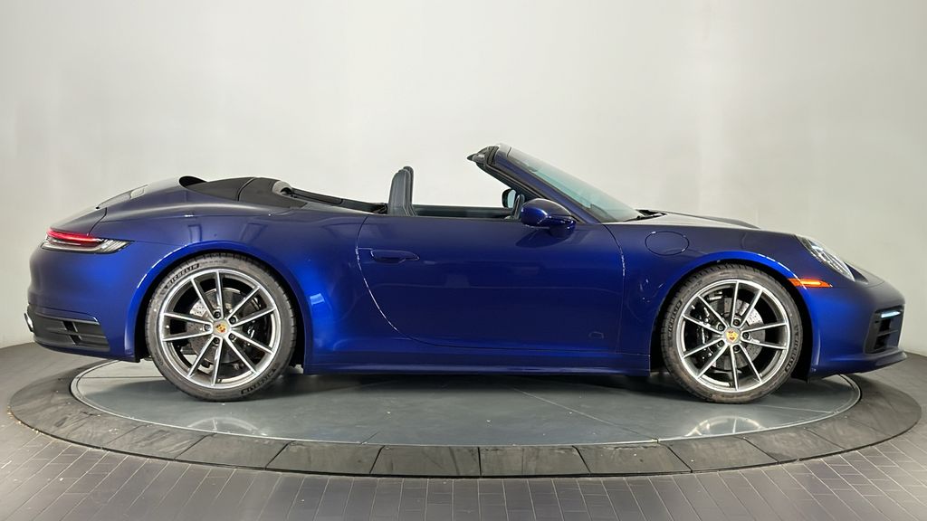 2024 Porsche 911 Carrera 4S 16