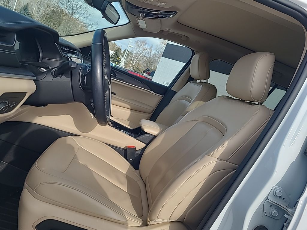 used 2021 Jeep Grand Cherokee L car, priced at $24,698