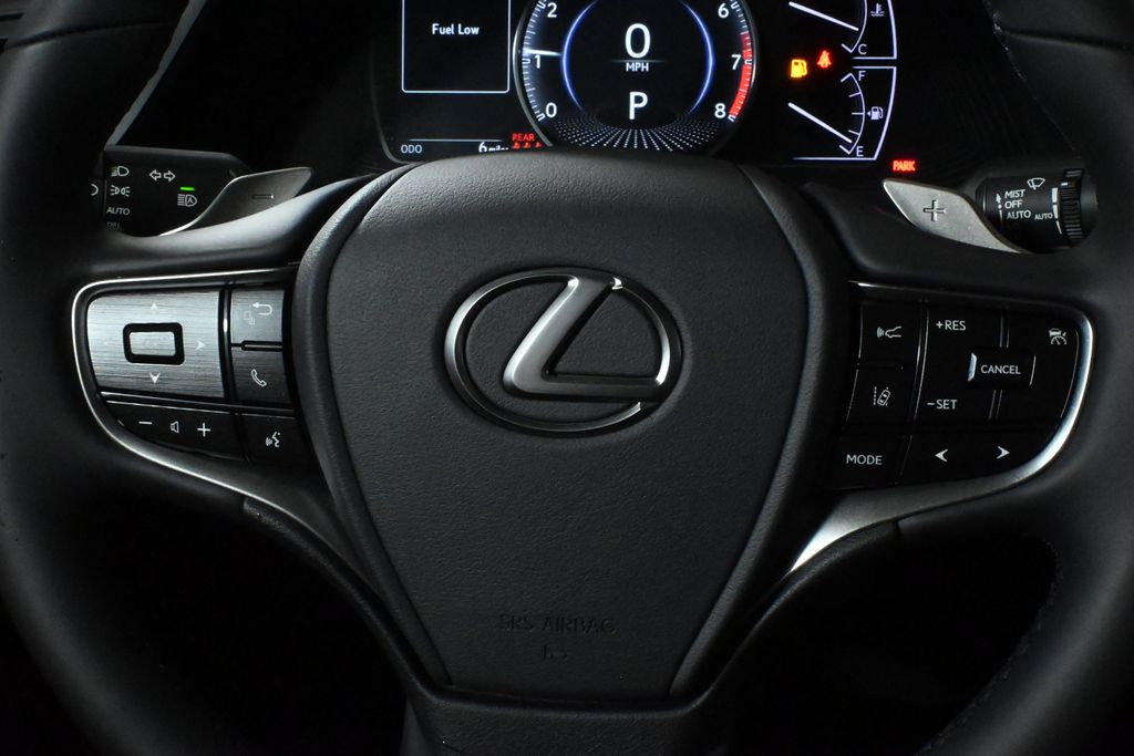 Thumbnail: 2025 Lexus ES - 19