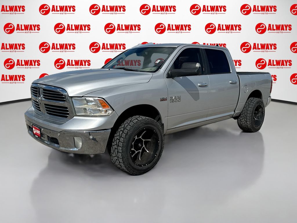Bright Silver Metallic Clearcoat 2017 RAM 1500 Lone Star Crew Cab 4WD Pickup Truck Four-Wheel Drive 8-Speed Automatic