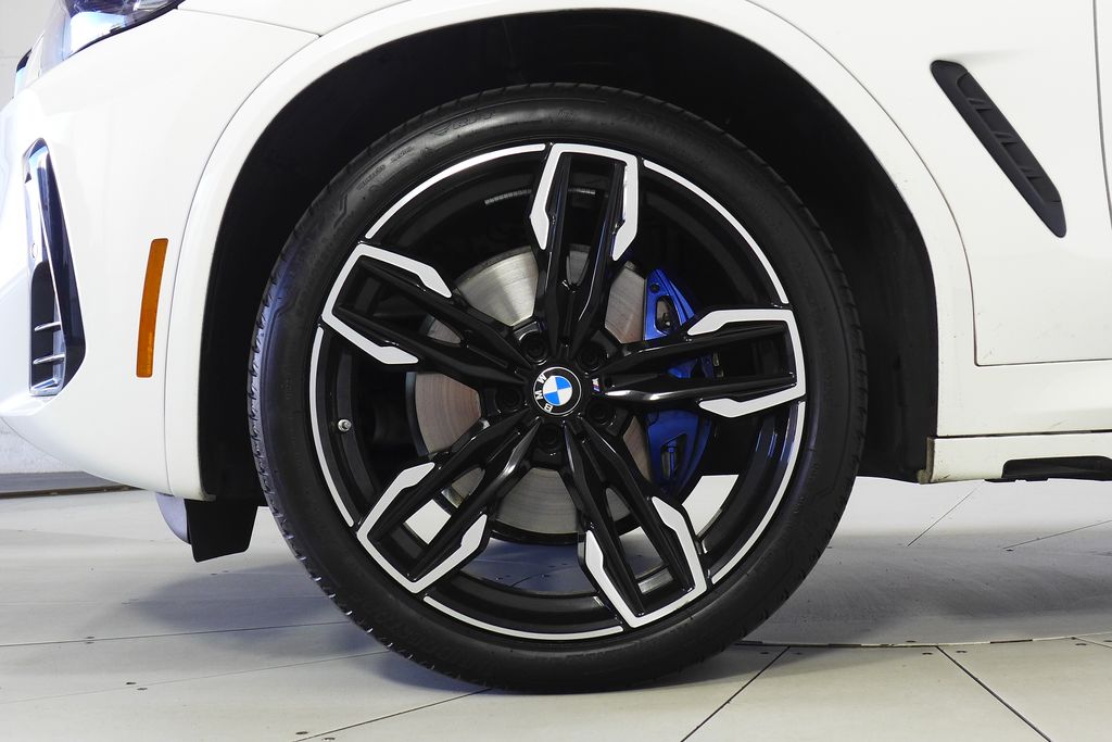 Thumbnail: 2025 BMW X4 - 5