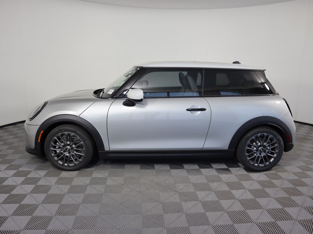 2025 MINI Cooper S 8