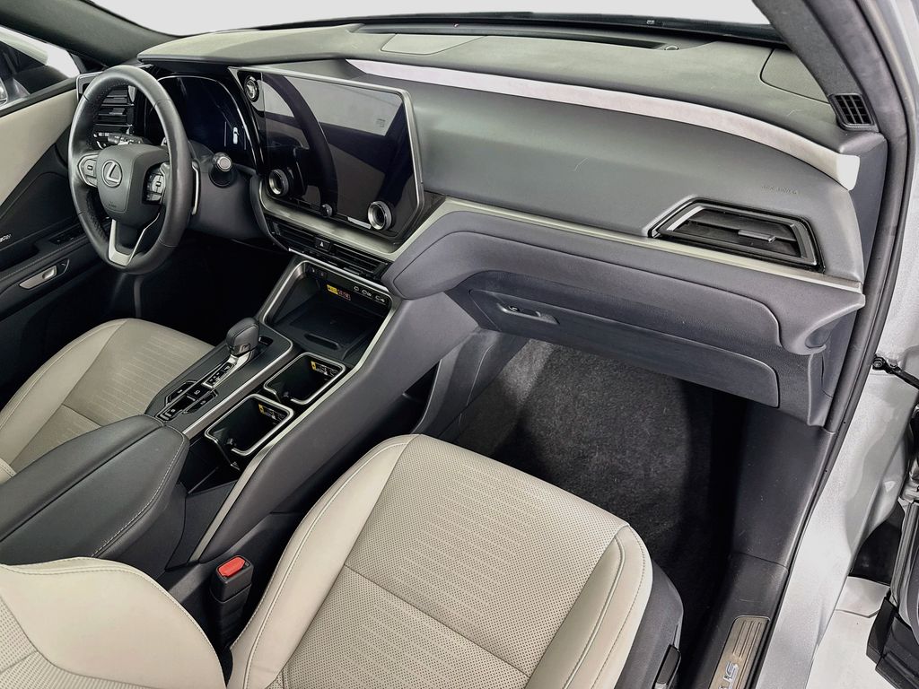Thumbnail: 2024 Lexus TX - 17