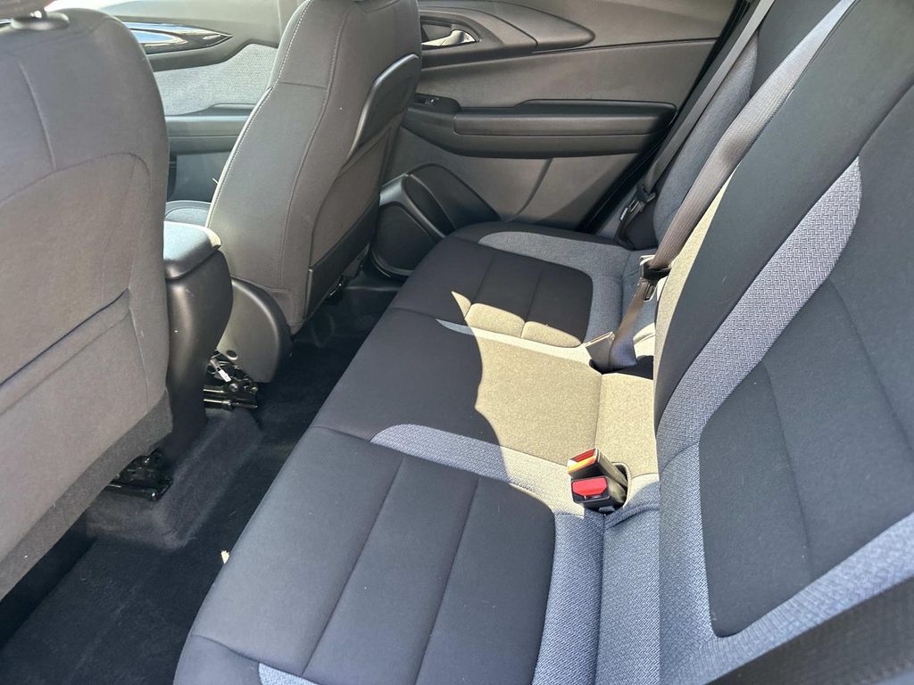 Thumbnail: 2025 Chevrolet TrailBlazer - 23