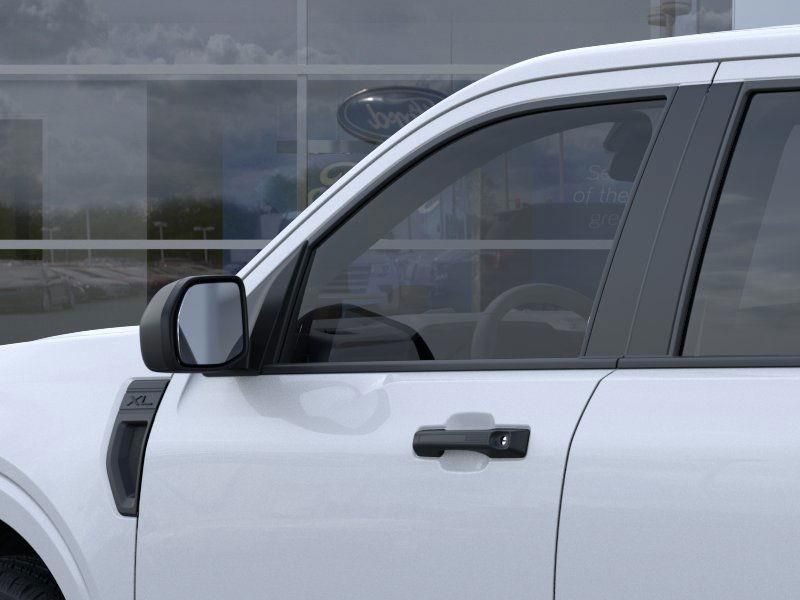 New 2026 Ford Maverick XL 4D Crew Cab