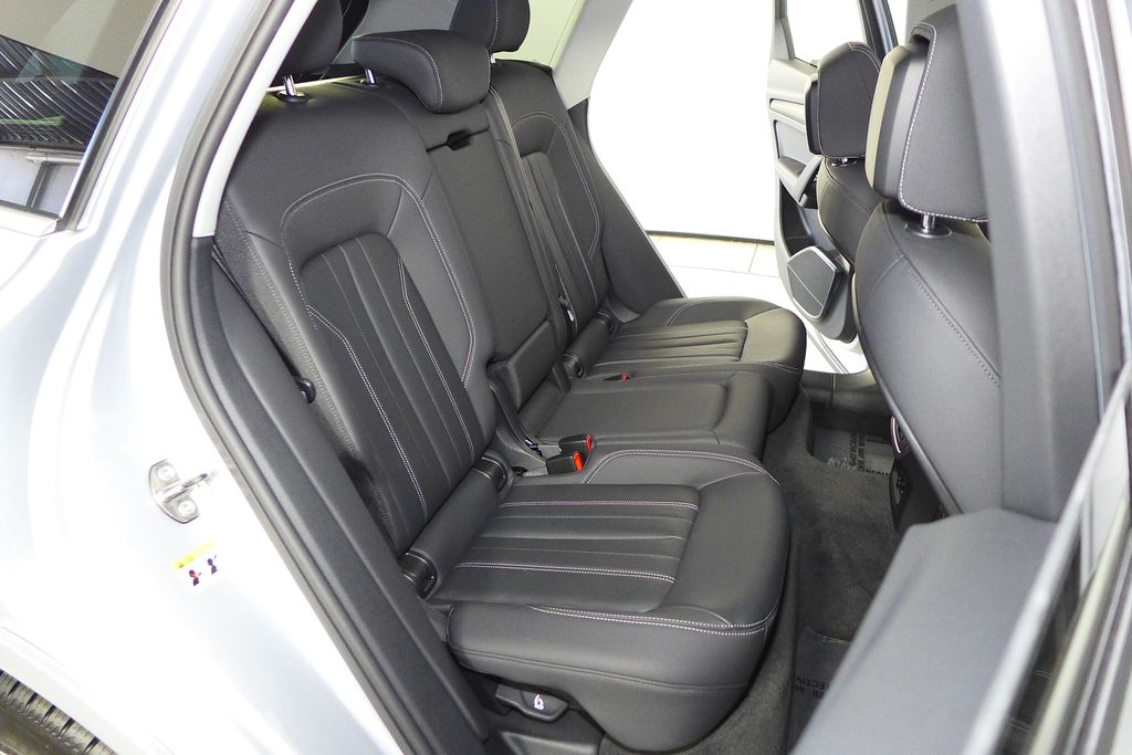 Thumbnail: 2021 Audi Q5 - 20