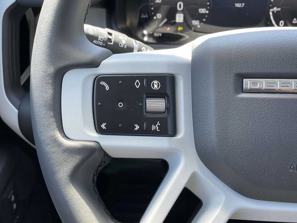 New 2026 Green Land Rover S image 36