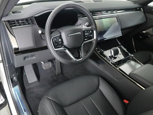 Thumbnail: 2026 Land Rover Range Rover Sport - 10