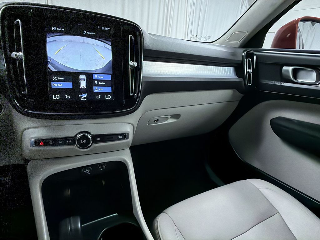 Used 2019 Volvo XC40 SUV
