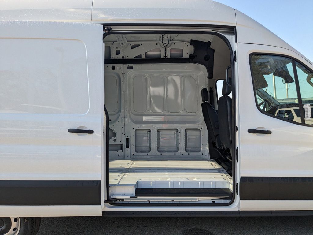 2024 Ford Transit 250