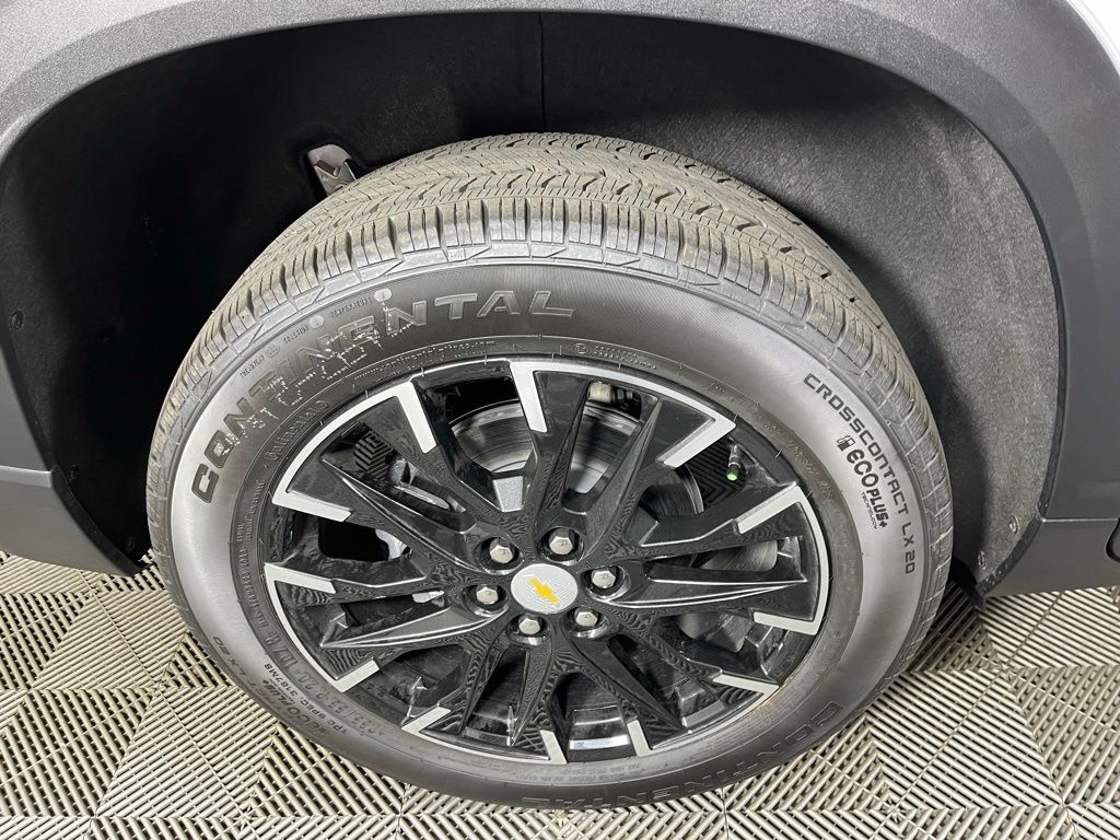 Thumbnail: 2026 Chevrolet Traverse - 19