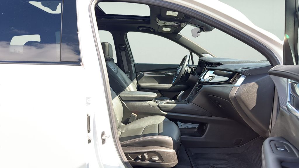 2024 Cadillac XT6