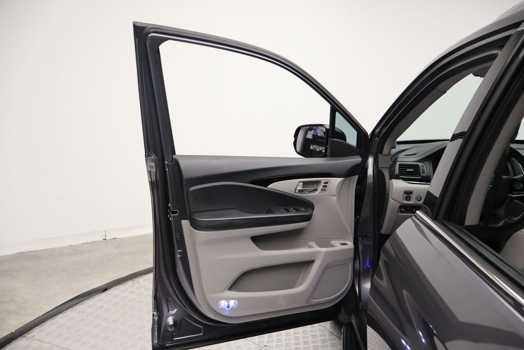 Thumbnail: 2022 Honda Pilot - 16