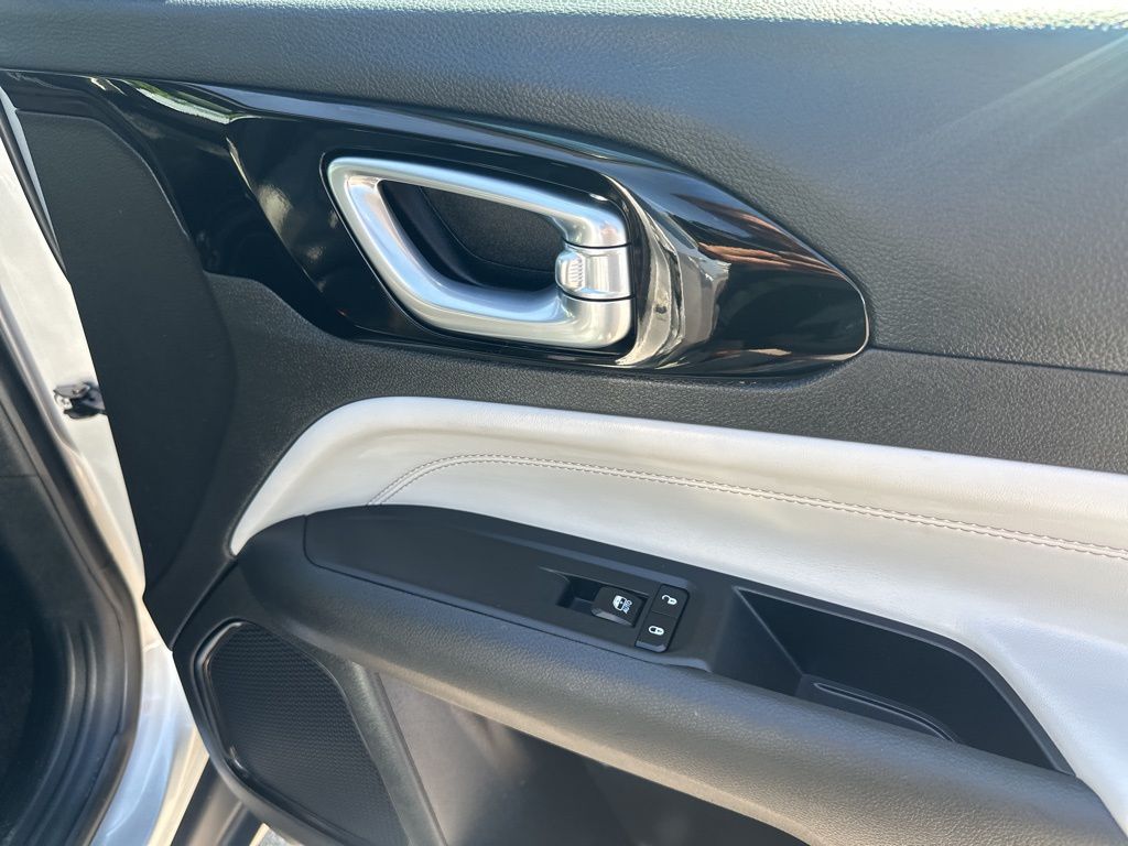 Used Car 2024 Jeep Compass  Limited For Sale Under $25,000 In Austin, Texas