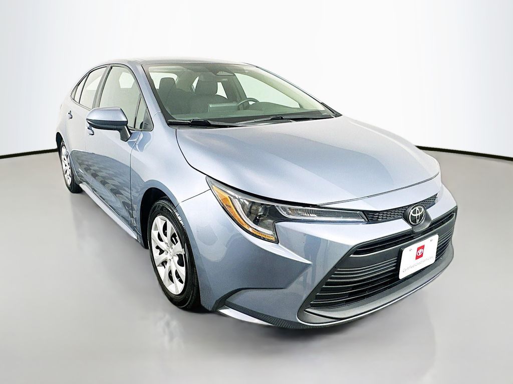 Thumbnail: 2024 Toyota Corolla - 3