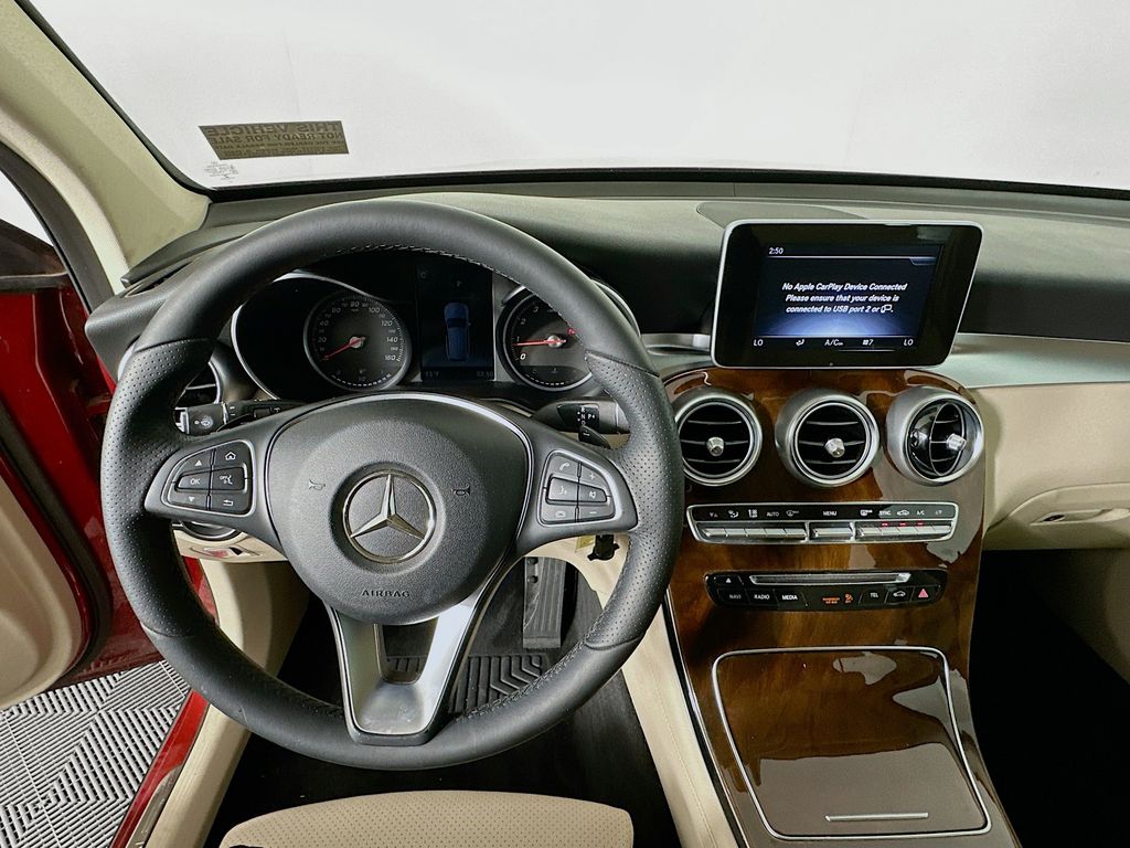 2018 Mercedes-Benz GLC 300 11