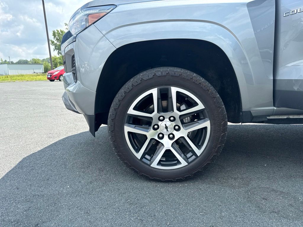 2023 Sterling Gray Metallic Chevrolet Colorado Z71 4X4 Truck