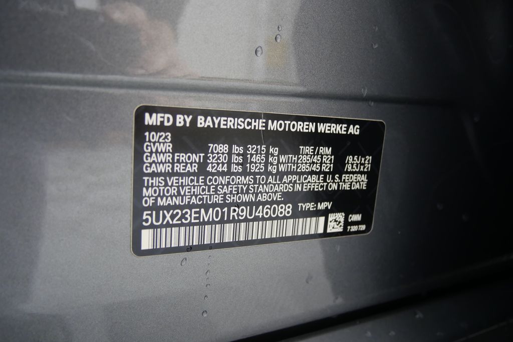 2024 BMW X7 xDrive40i 32