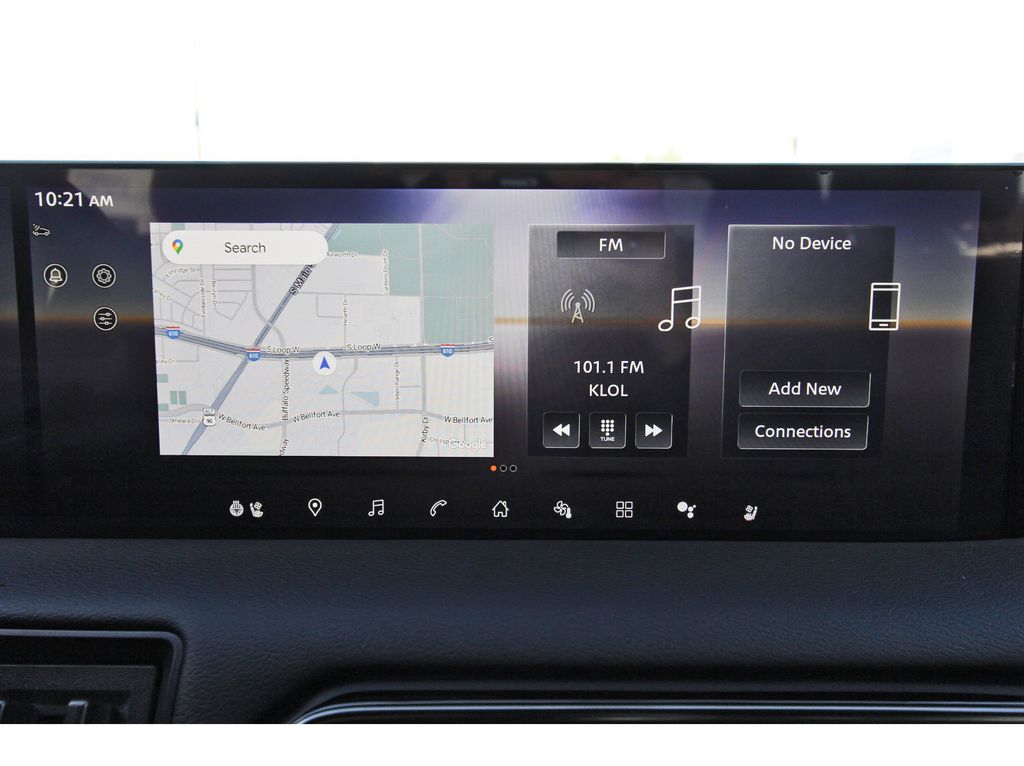 2026 Nissan Armada PRO-4X White at Bravo Nissan