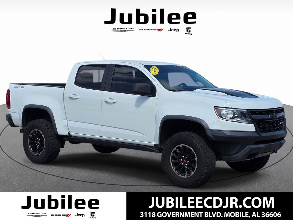 Summit White 2019 Chevrolet Colorado Pickup Truck Four-Wheel Drive 8-Speed Automatic