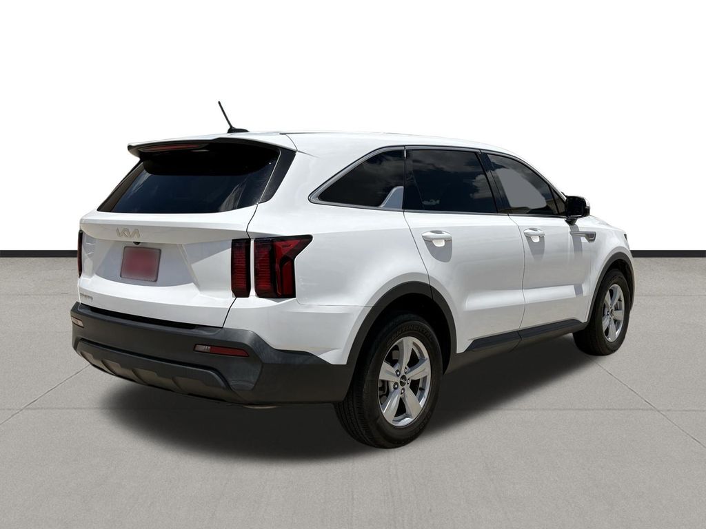 2023 Kia Sorento LX White at Shottenkirk Kia Fort Bend