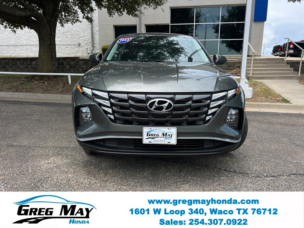 2023 Hyundai Tucson SE - 1