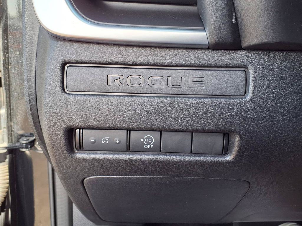 Used 2023 Nissan Rogue SUV