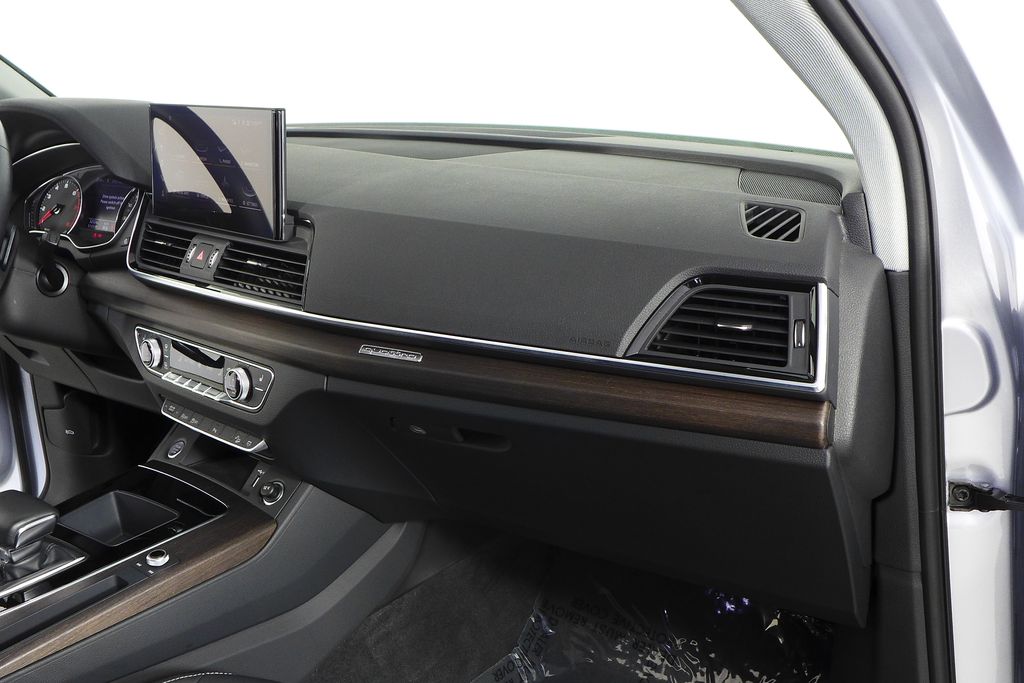 Thumbnail: 2023 Audi Q5 - 14