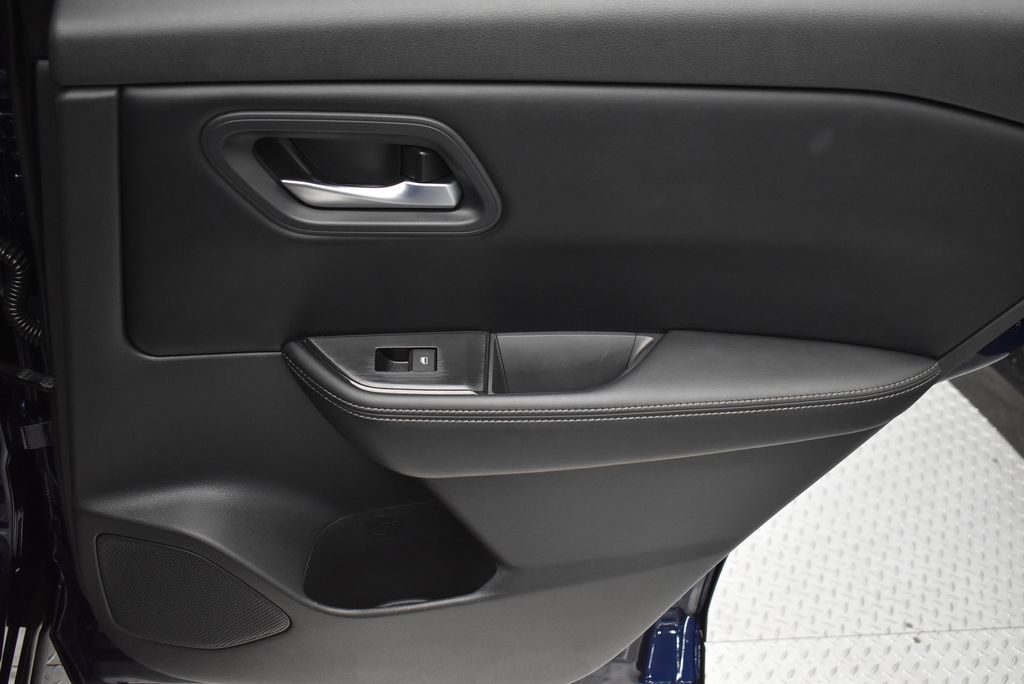 Thumbnail: 2024 Nissan Rogue - 26