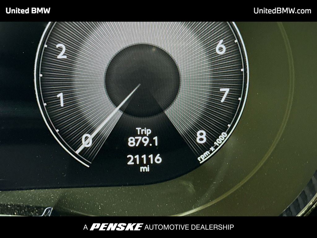 Thumbnail: 2022 Bentley Bentayga - 7